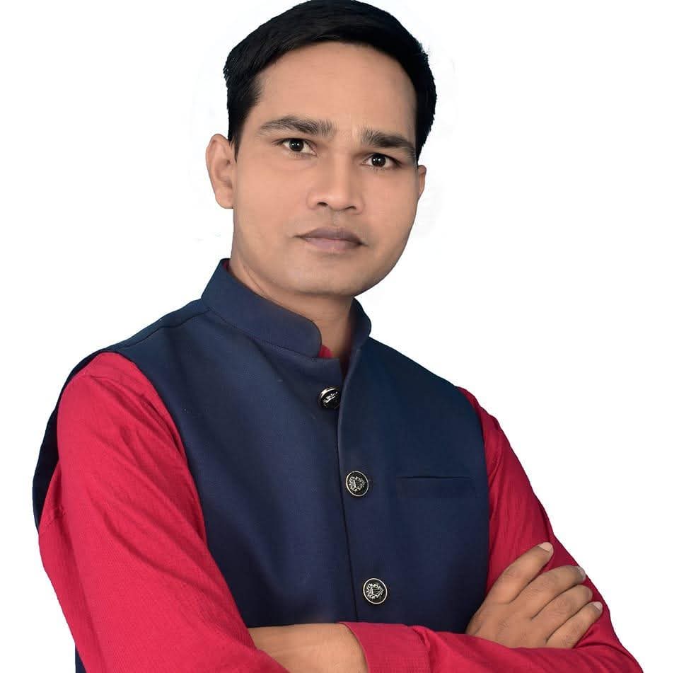 एक महल का सपना, कड़वी धूप और बेबस आँखें: क्या आप बदलेंगे ये तस्वीर - देव कुमार मैं हूँ झारखण्ड पुस्तक के लेखक, देव कुमार