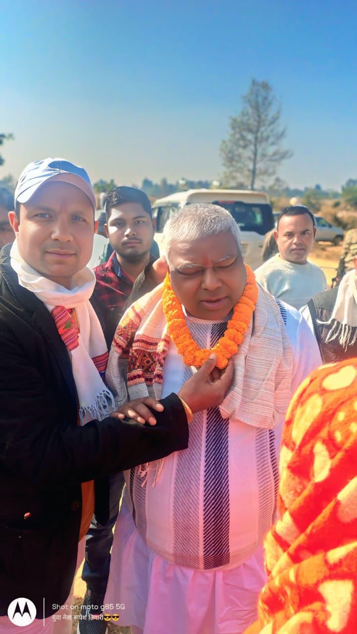 मकर संक्रांति महोत्सव में शामिल हुए टुंडी विधायक मथुरा प्रसाद महतो, mathura prasad mahto, binay tewari khortha, topchanvhi dhanbad,